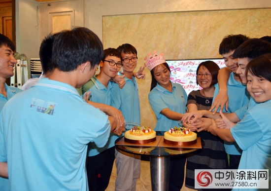 七一建党节 TASSANI塔萨尼中国实习生和党一起过生日