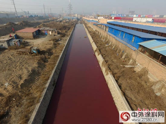 太原一涂料厂颜料罐破裂 近五公里防洪渠呈红色
