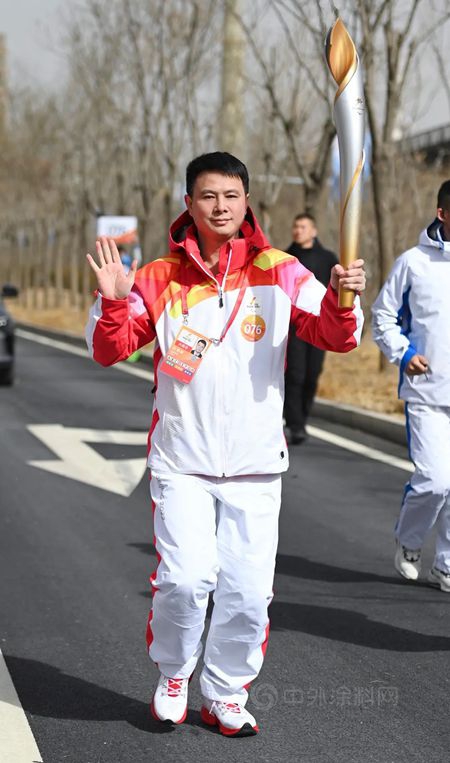 三棵树林德殿担任北京冬残奥会火炬手，传递信念和希望！