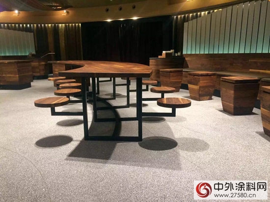 迪士尼星巴克的9块门槛石和44级台阶"115240"