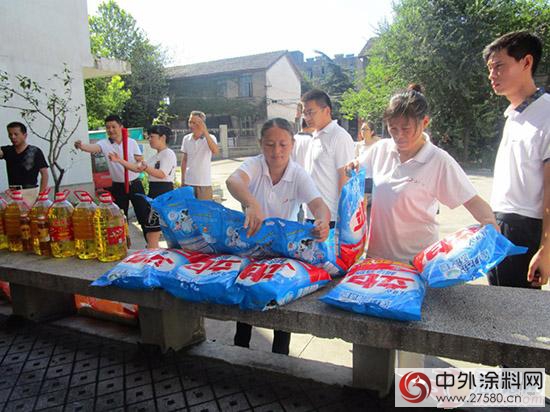 名士达慈善联盟救助慰问马鞍山慈湖乡敬老院