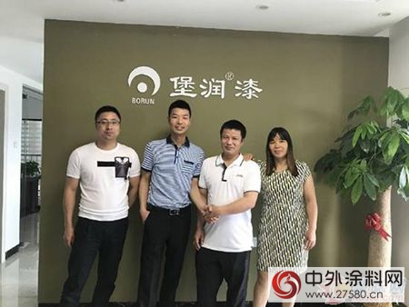 南康区家具漆经销商方总到广东堡润漆参观考察