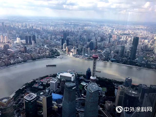 中远关西上海支部组织赴上海中心参观学习