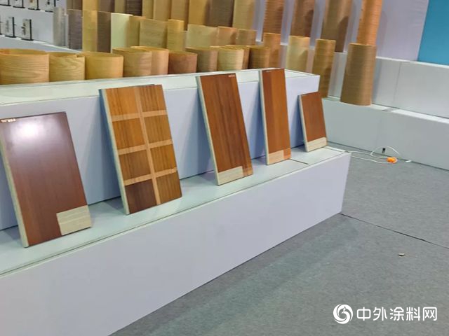 华隆涂料参展首届中国·清丰实木家具博览会