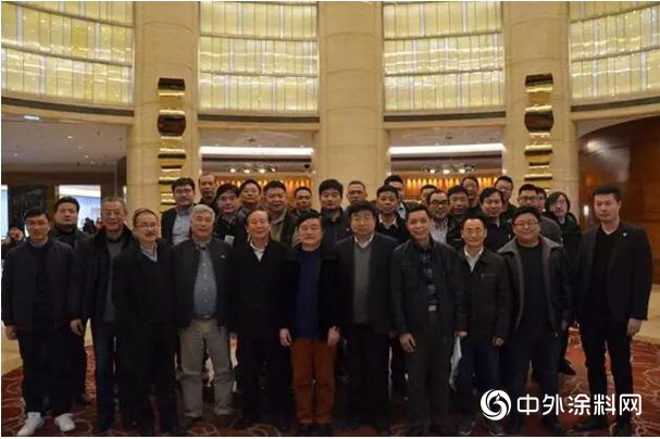 中国涂料工业协会氧化铁行业分会2019年理事会工作会议在宁波顺利"132177"