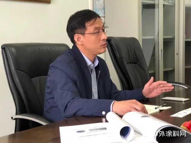 中国绝热节能材料协会一体板分会秘书长王刚到访亚士"132737"