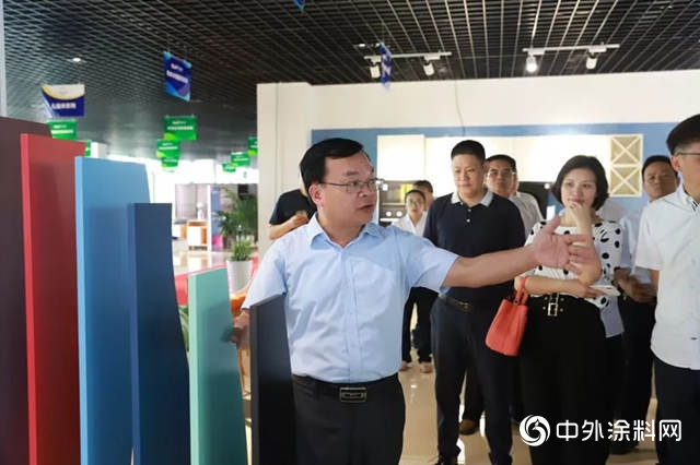 与国内外行业大咖，共同见证博士家居全产业链制造实力！