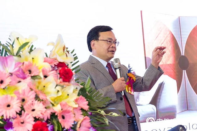 巴德士闪耀合肥五里庙，决战金秋十月