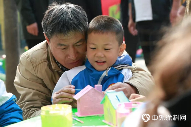 晨阳水漆：全民呼吸日暨全水漆幼儿园健康工程启动仪式在河南鹿邑隆重举行"
135579"