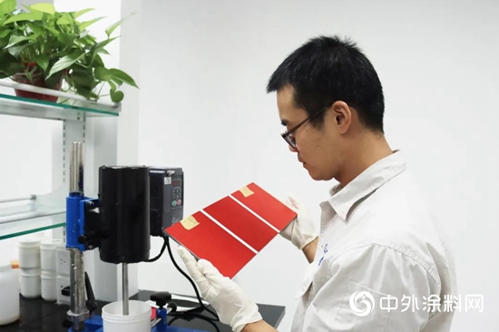 研发标兵拍了拍你：待危机化解 你创造的价值不会被埋没