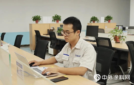 研发标兵拍了拍你：待危机化解 你创造的价值不会被埋没