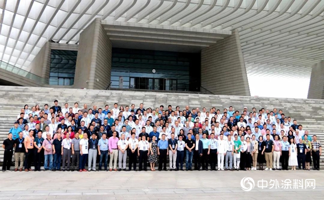 墙酷参加中国建筑材料流通协会涂装委全体委员大会