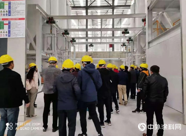 2020年非金属矿物粉体加工及应用培训班学员在南召新广源参观