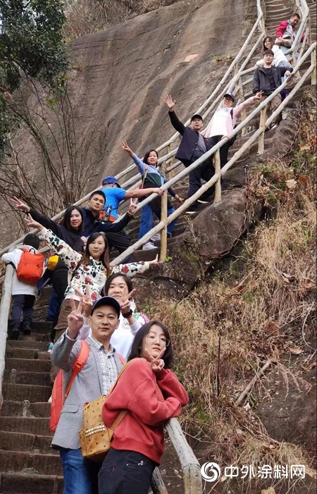 丹霞健康行 快乐在进行—嘉宝莉地坪漆年度旅游活动圆满结束！