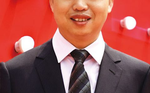 百川黄显明荣膺中国涂料2015年度风云人物