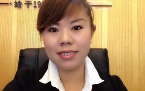 真诚服务赢得顾客心 ——访鳄鱼漆毕节总代理刘艳