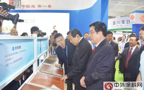 全国政协副主席齐续春、甘肃省委书记林铎参观兰洽会科天集团展馆