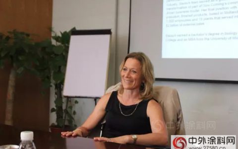 Shelley Bausch在天津女性领导力会议现场分享如何实现平衡人生