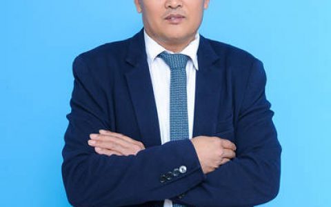 跟着展辰义无反顾 ----记展辰家具漆经销商吴占京