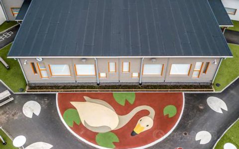 芬兰第一所北欧白天鹅认证幼儿园诞生，选用涂料为芬琳漆