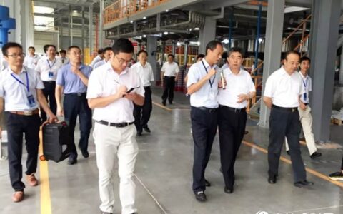 安徽省委常委、常务副省长邓向阳视察亚士滁州工厂”
129750″