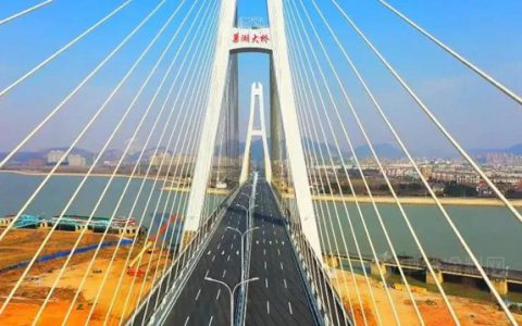 “双虎涂料”桥梁防腐又一力作—巢湖大桥