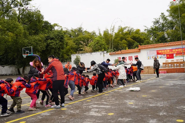 “政和有爱，情暖阳山”爱心助学活动侧记