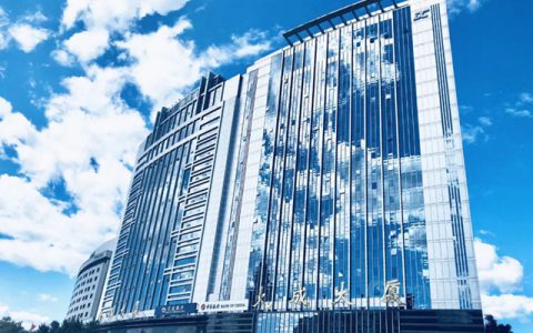 市国资委党委书记、主任张贵林检查金隅集团商务楼宇疫情防控工作情况并提出要求