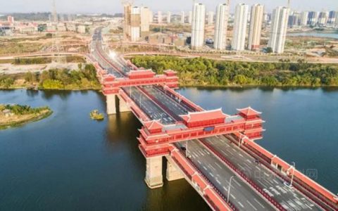 国内跨径最大最长廊桥——福建漳州金峰大桥建成通车