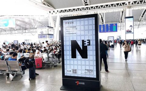 聚焦全国“交通之窗”，嘉宝莉设计展广告“霸屏”高铁站