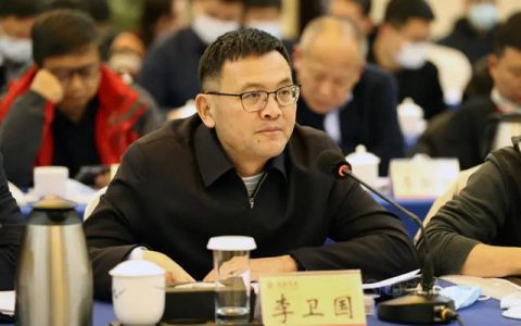 东方雨虹李卫国先生出席湖南省民营企业家座谈会