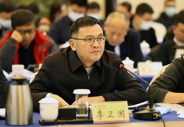 东方雨虹李卫国先生出席湖南省民营企业家座谈会