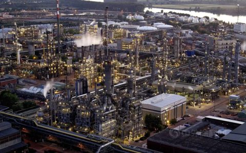 巴斯夫与沙特基础工业、林德公司联手“造炉”