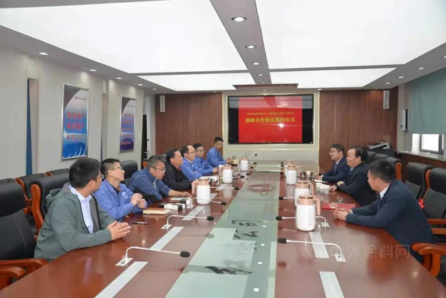 晨光集团与内蒙古航天红峡化工签署战略合作协议！