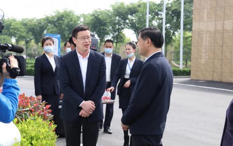 黄冈市委书记张家胜一行莅临凯伦华中产业基地参观调研