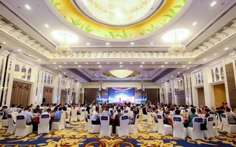 捷报频传，实力非凡| 中华制漆斩获金漆奖重量级品牌大奖！