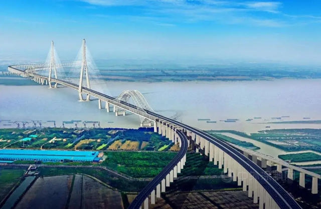 中远关西助力常泰长江大桥钢结构防腐涂装项目