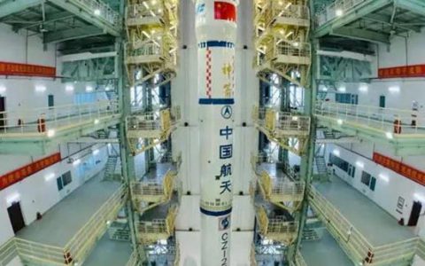 征“涂”不止星辰大海！宝塔山漆助力中国航空实现飞天梦想