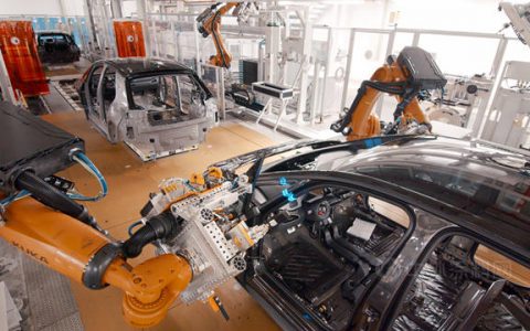 杜尔推出新型涂胶技术解决方案，助力流水作业侧窗装配