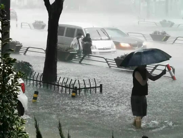 科顺：热且多雨，祈愿无灾；心有所期，秉善而行