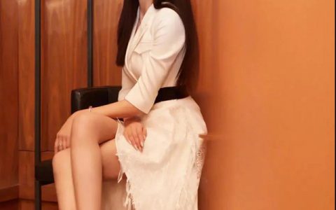 卡百利：他来了他来了！明星刘仪伟为“中国匠心家装直播节”打call了！