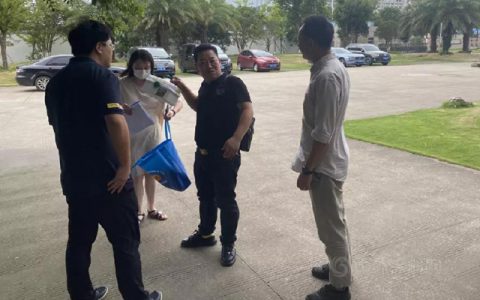 鱼童行：炎炎夏日送清凉，丝丝关爱暖人心