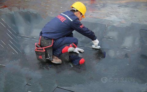 东方雨虹70000劳务工人“周薪制”啦