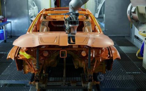 宝马开发出全新喷漆工艺 可定制车身颜色