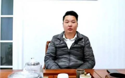 巴德士仿石艺术漆熊小锋：千村万户圆梦计划进行时