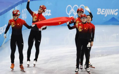 三棵树助力中国短道速滑队夺得北京冬奥会首金！