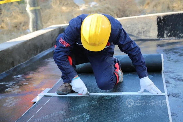 东方雨虹完善工人劳务周薪制，3月3日已实施