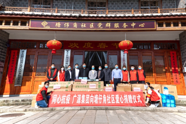 亚士董事长甘当搬运工！东方雨虹给工人发补贴！三棵树宣伟北新巴德士展辰华谊广源科思创同心战疫这么做！