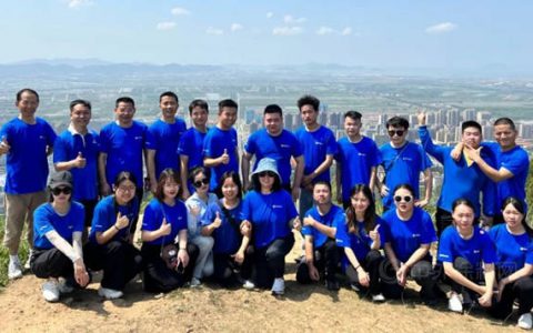 青春不停步、奋勇向前行丨珠海工厂开展五四青年节登山活动