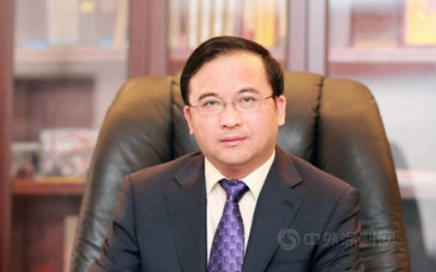 株洲飞鹿股份董事长章卫国荣获“第一届新湖南贡献奖先进个人”称号